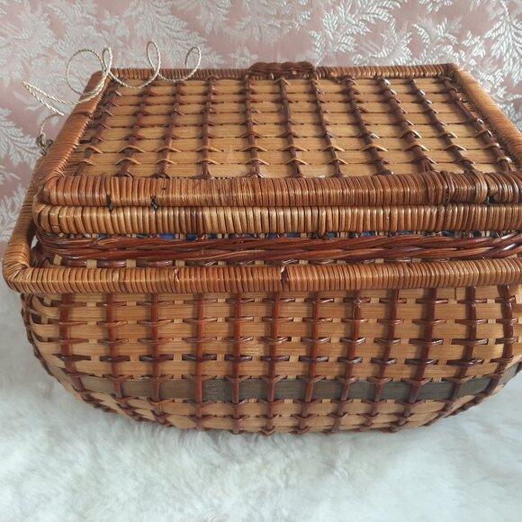 Vintage 1970s Colourful Sewing Box Craft Hobby Storage Wicker Basket - Picture 11 of 15